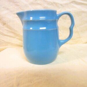 VTG OXFORD STONEWARE LIGHT BLUE PITCHER, MEDIUM SIZED